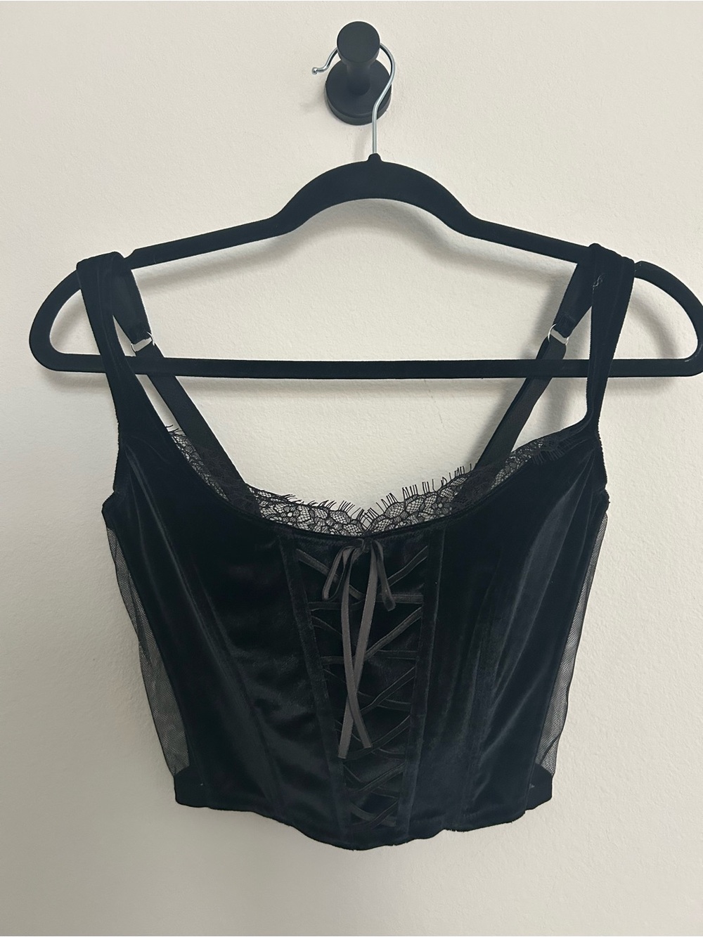 New With Tags Victoria's Secret Black Velvet Lace-Trim Bustier Top